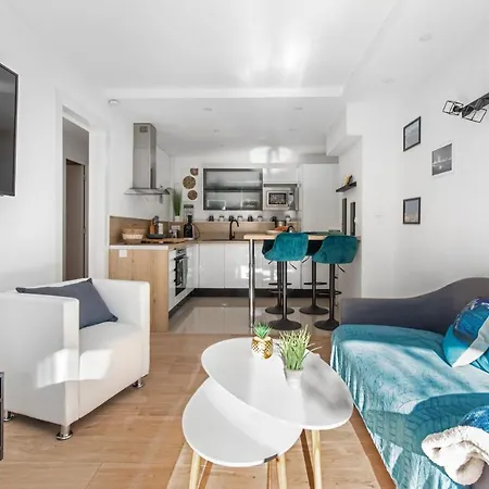 Mobidick By Pom * Agde